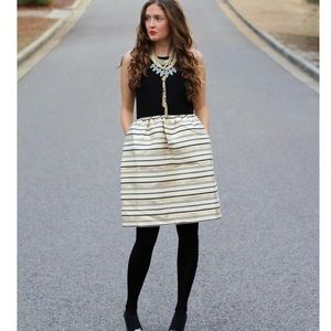 *HAS POCKETS* JCrew Knee Length Dress Size 6 💕